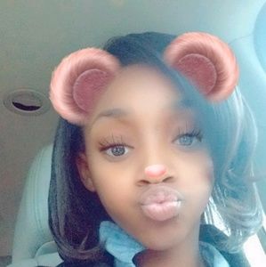 Meet your Posher, Mariana